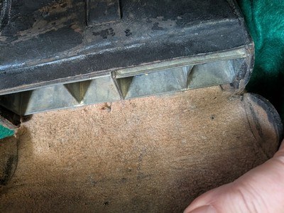 Authentic m1864 Civil War Cartridge box... VG with Tins - Image 5 of 6
