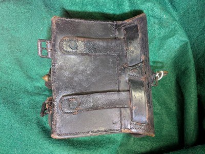Authentic m1864 Civil War Cartridge box... VG with Tins - Image 6 of 6