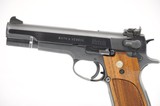 Smith & Wesson 52-1 38 Special 4 Mags + Barrel Weight - 5 of 11