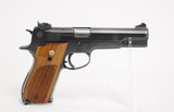 Smith & Wesson 52-1 38 Special 4 Mags + Barrel Weight - 1 of 11