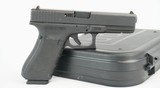 Glock 22 Gen4 40 S&W 2 Mags - 3 of 8