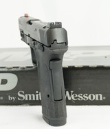 Smith & Wesson EZ9 Night Sights 9MM NEW - 4 of 7