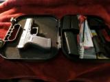 Custom Glock G22, Stainless+Holster, .40 cal, Gen 4 - 4 of 8