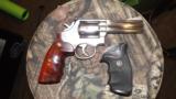 4 " S&W 686
- 1 of 7