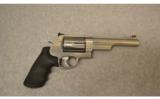 Smith & Wesson Model 500 .500 S&W - 2 of 2