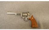 Smith & Wesson Model 66-4
.357 MAG - 1 of 2