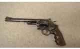 Smith & Wesson Model 29-2
.44 MAG - 1 of 8