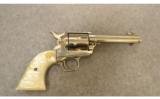 Colt Single Action Army 3rd Generation
.44 SPL. - 2 of 6