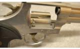 Smith & Wesson Model 629-5
.44 MAG. - 7 of 9