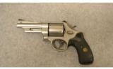 Smith & Wesson Model 629-4 ( Pre Mountain Gun ) .44 MAG. - 1 of 9