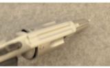Smith & Wesson Model 637-2 Airweight ( Chiefs Special )
.38 SPL + P - 4 of 9