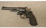 Smith & Wesson Model 29-6 .44 MAG - 1 of 8