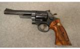 Smith & Wesson Model 57
.41 MAG. - 1 of 8