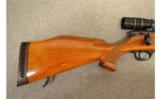 Weatherby Mark V Deluxe
.300 WBY - 6 of 9
