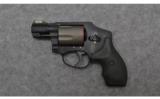 Smith and Wesson 340PD Airlite in.357 S&W Magnum - 2 of 3
