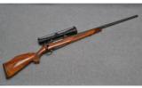 Weatherby ~ Mark V ~ .378 Weatherby Magnum. - 1 of 8