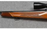 Weatherby Mark V Deluxe
.300 WBY - 6 of 8