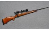 Weatherby Mark V Deluxe
.300 WBY - 1 of 8