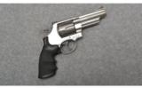 Smith & Wesson 629-6 in .44 Magnum - 1 of 1