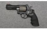Smith & Wesson ~ 329PD 