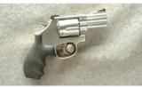 Smith & Wesson ~ 686-6 ~ .357 Magnum. - 1 of 2