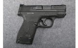 S&W ~ M&P 40 Shield Performance Center ~ .40 S&W - 1 of 4