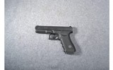 Glock 22 .40 S&W - 2 of 3