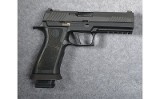 Sig Sauer P320 - Image 2 of 2