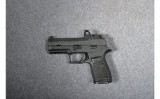 Sig Sauer P320 - Image 2 of 2