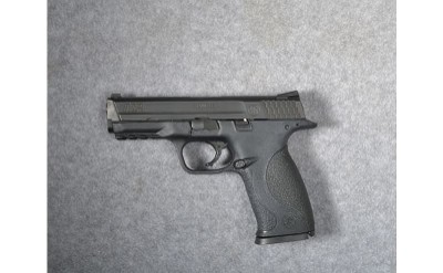 Smith & Wesson M&P 40 - Image 2 of 2