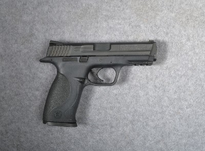 Smith & Wesson M&P 40 - Image 1 of 2
