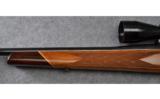 Weatherby Mark V Deluxe Left Handed in 7mm Weatherby Magnum - 8 of 9