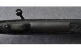 Weatherby Mark 5 Bolt Action Rifle in .340 Wby Mag - 3 of 9