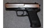 Heckler & Koch HK USP Pistol in .40 S&W - 2 of 2