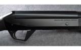 Benelli Super Black Eagle II Semi Auto Shotgun in 12 Gauge
LEFT HANDED!! - 2 of 9