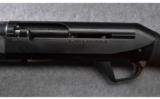 Benelli Super Black Eagle II Semi Auto Shotgun in 12 Gauge
LEFT HANDED!! - 7 of 9