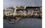 Winchester SuperX 3 SX3 Semi Auto Shotgun in 12 Gauge - 2 of 9