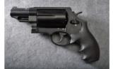 Smith & Wesson Governor Revolver in .45 LC/.410 Ga - 2 of 3