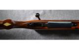 Weatherby Mark V Bolt Action Rifle in .300 Wby Mag - 4 of 9