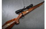 Weatherby Mark V Bolt Action Rifle in .270 WBY Mag with Custom Engraving - 1 of 9