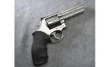 Smith & Wesson Model 686 Stainless Revolver in .357 Mag - 1 of 4