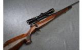 Weatherby Mark V Bolt Action Rifle in 7mm Wby Mag - 1 of 9