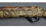 Benelli Super Black Eagle II Semi Auto Shotgun in 12 Gauge - 7 of 9