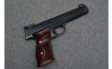 Smith & Wesson Model 41 Performance Center Target Pistol in .22 LR - 1 of 4