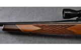 Weatherby MarkV in .300 Wby Mag with Weatherby Scope - 8 of 9