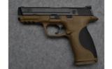 Smith & Wesson M&P9 Semi Auto Handgun in 9mm Flat Dark Earth Finish - 2 of 4