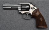 Smith & Wesson 617-6 Revolver in .22 LR - 2 of 4