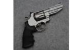 Smith & Wesson 627-5 Pro Series Revolver in .357 Mag - 1 of 4
