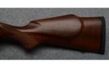 Weatherby Vangaurd Bolt Action Rifle in .25-06 Rem - 6 of 9