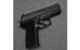 Sig Sauer P229 Semi Auto Pistol in 9mm - 1 of 4